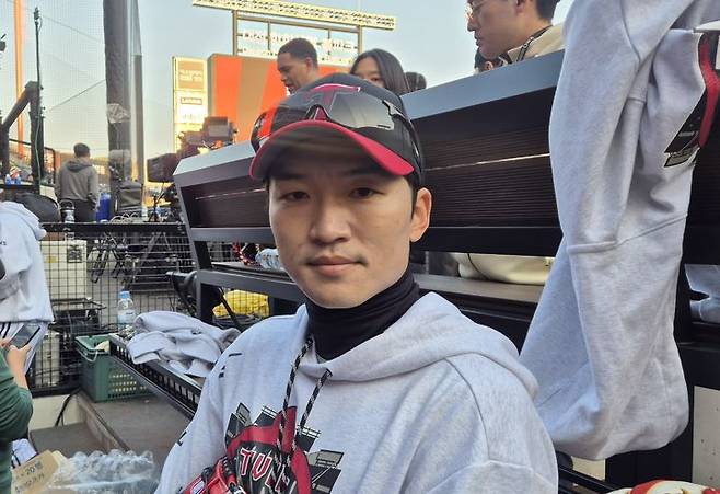 [대전=뉴시스] 문채현 기자 = 프로야구 LG 트윈스 박해민이 29일 대전 한화생명볼파크에서 열리는 2025 신한 쏠뱅크 KBO 포스트시즌 KS 3차전 한화 이글스와의 원정 경기를 앞두고 취재진과 인터뷰를 하고 있다. 2025.10.29. dal@newsis.com *재판매 및 DB 금지