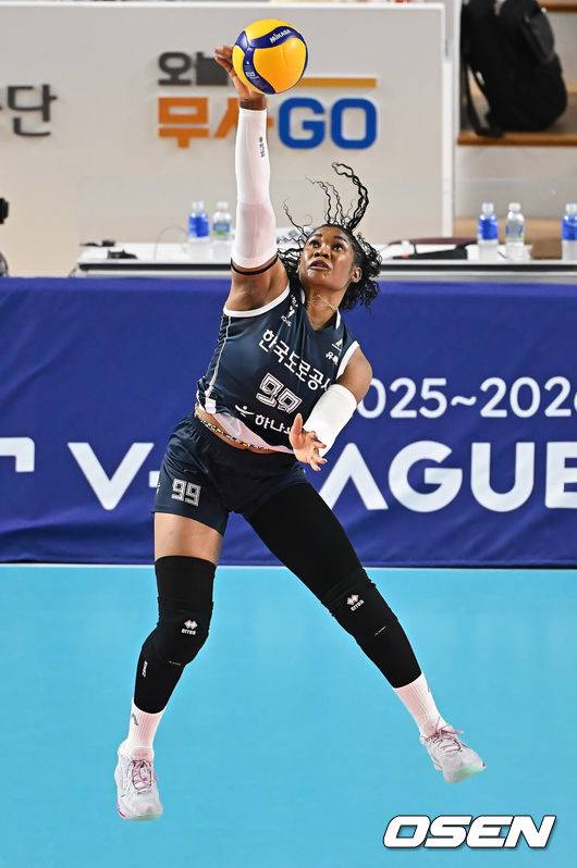 [OSEN=김천, 이석우 기자] 한국도로공사 모마 013 2025.10.25 / foto0307@osen.co.kr