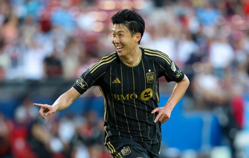LAFC 손흥민이 지난 8월 댈러스전에서 MLS 데뷔골을 터뜨린 뒤 기뻐하고 있다. Imagn Images연합뉴스