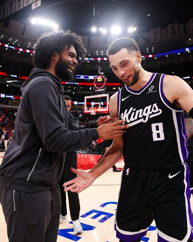 (왼쪽부터) 코비 화이트, 잭 라빈