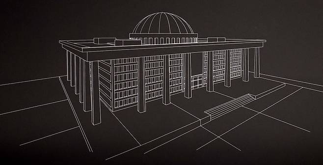 국회의사당 건물은 민주주의와 국민 통합의 기치를 담고 있다. 불국사 대웅전을 본뜬 기단 위에는 경복궁 경회루의 바깥기둥을 본떠 조성한 24개의 기둥이 세워져 있다. 24개의 기둥은 1년 24절기를 상징하며 한 해 동안 국민을 생각하며 국정에 임하라는 뜻을 담고 있다. 전면의 8개 기둥은 조선시대 행정구역인 전국 8도를 상징하고 그 위의 둥근 지붕(돔)은 민주주의를 나타낸다. 사방으로 늘어선 기둥들이 중앙의 돔을 받치는 형태는 다양한 의견이 토론을 거쳐 하나의 결론으로 모이는 의회정치의 본질을 형상화한 것이다.&nbsp; 허정호 선임기자