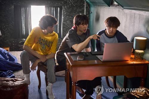 영화 '댓글부대'의 한 장면. 기사 내용과 직접적 관련은 없습니다. [에이스메이커무비웍스 제공. 재판매 및 DB 금지]