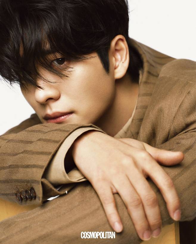 재킷, 셔츠 모두 Eenk.