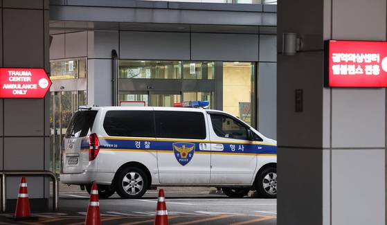 2022년 12월 15일 오전 자살을 기도한 김씨가 이송된 병원 모습. 연합뉴스