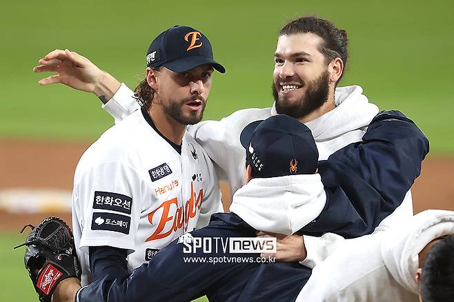 ▲ 와이스 폰세 문동주 ⓒ곽혜미 기자