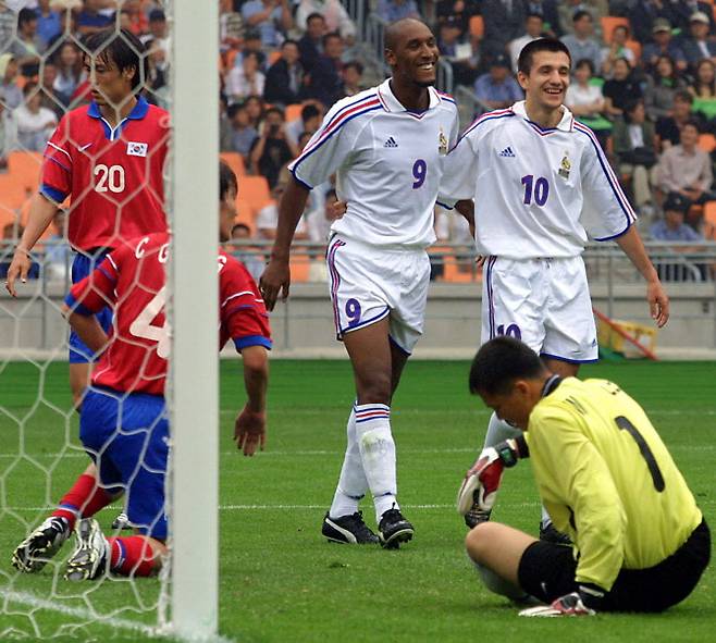2001년 5월 FIFA 컨페더레이션스컵 프랑스전 경기. 당시 대표팀은 0-5로 패했다. 사진=AFPBB NEWS
