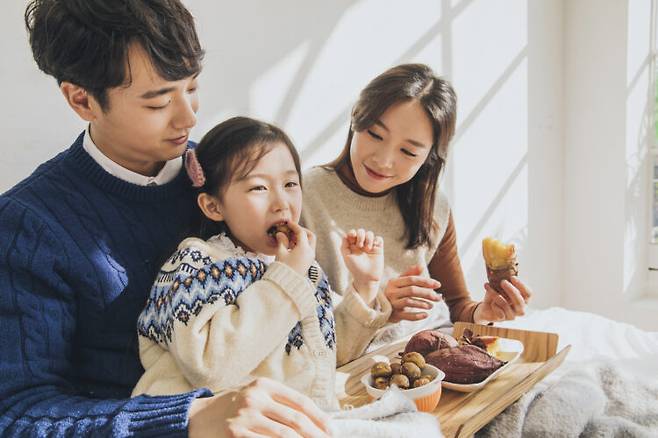 밤은 식이섬유와 비타민C가 풍부해 감기 예방에 효과적이다. 사진=클립아트코리