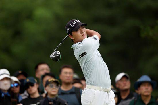 제네시스 포인트 1위 옥태훈은 오는 12월 PGA 투어 Q스쿨 최종전을 준비하고 있다. KPGA 제공