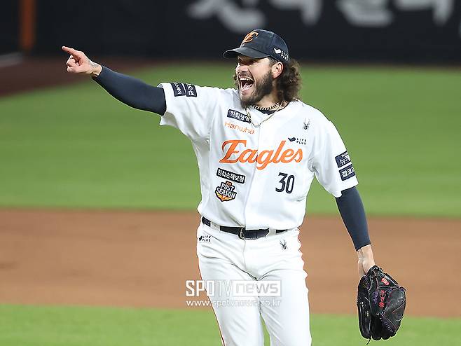 ▲ 폰세는 올 시즌 뛰어난 활약을 보이며 메이저리그 구단들의 레이더에 걸려 있고, 메이저리그 복귀 가능성이 매우 높다는 평가가 나온다 ⓒ곽혜미 기자