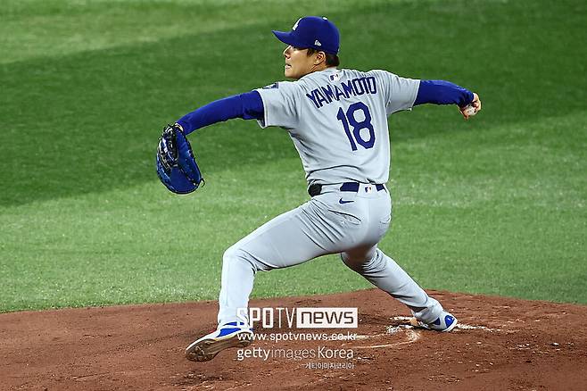 ▲ LA 다저스 가을 영웅이 되어가는 야마모토 요시노부.