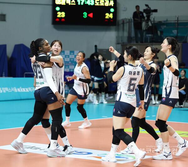 한국도로공사 승리,...여자부 1위로 올라