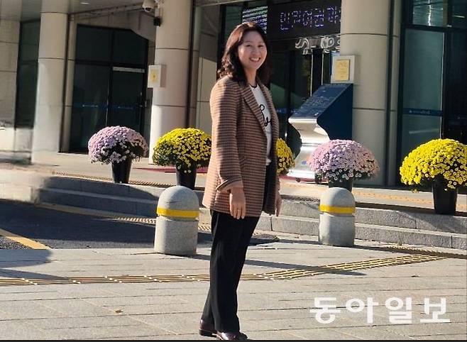 한국 사회의 평범한 구성원으로 살아가고 있는 송지아 씨.