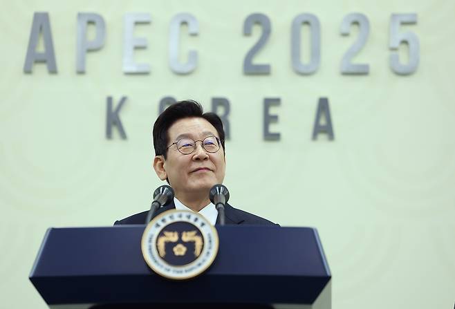 President Lee Jae Myung speaks during a press conference for the 2025 Asia-Pacific Economic Cooperation (APEC) Summit at the Gyeongju Hwabaek International Convention Center (HICO) on Saturday. (Yonhap)