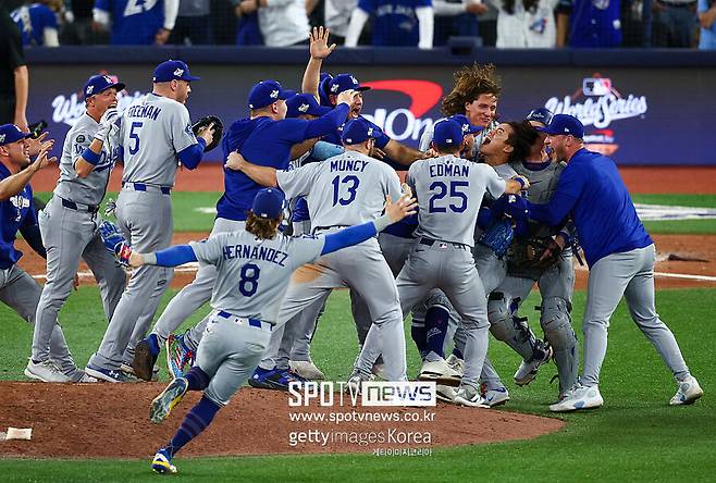 ▲ 선수들의 엄청난 희생이 모여 극적인 역전극을 만들어 낸 LA 다저스