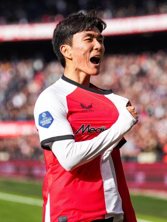 황인범이 네덜란드 로테르담의 페예노르트 스타디움에서 열린 2024~2025 네덜란드 에레디비시 8라운드 트벤테전 결승골을 넣고 포효하고 있다. /사진=페예노르트 공식 사회관계망서비스(SNS)