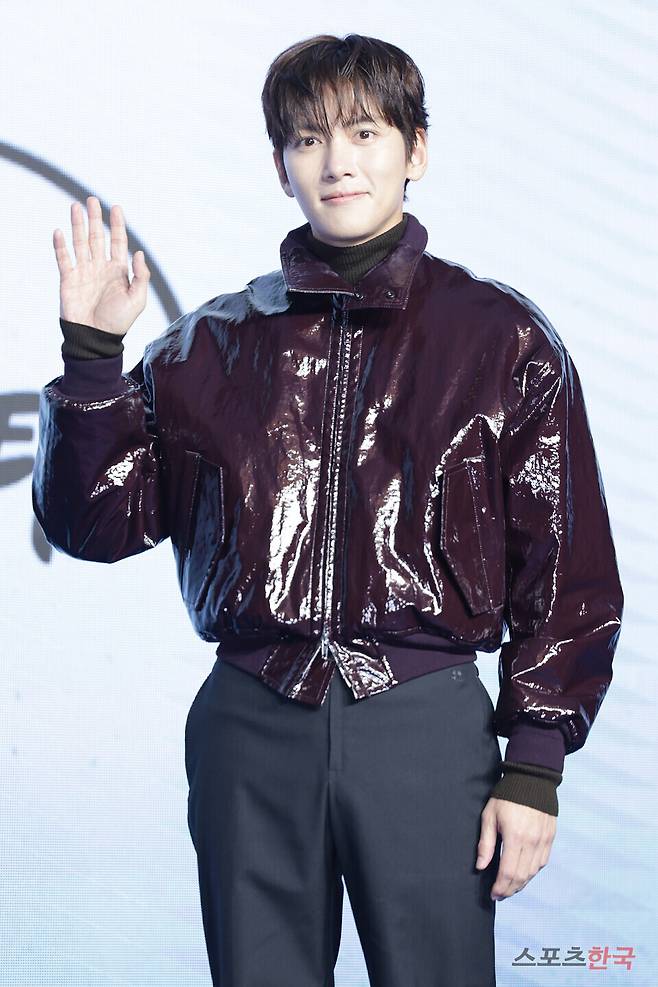 디즈니+의 오리지널 시리즈 '조각도시' 제작발표회에 참석한 지창욱. 25. 11.3 ⓒ이혜영 기자 lhy@hankooki.com