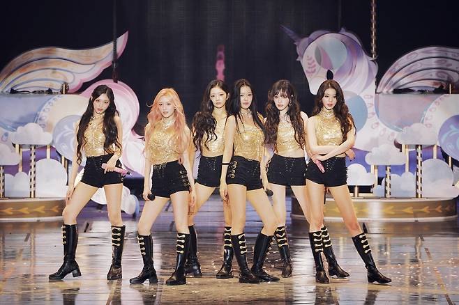 그룹 아이브(IVE)가 지난 10월 31일부터 11월 2일까지 3일간 서울 송파구 KSPO DOME(구 올림픽 체조경기장)에서 두 번째 월드투어 ‘SHOW WHAT I AM’ 서울 공연을 성황리에 마쳤다./ 스타쉽엔터테인먼트