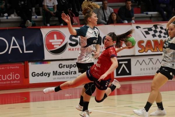 사진 2025/26 시즌 스페인 여자 핸드볼 리그 포리뇨와 엘체의 경기 모습, 사진 출처=포리뇨