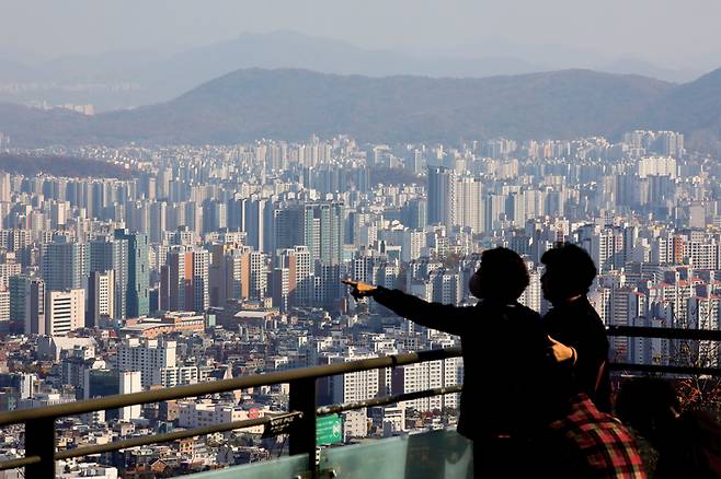 남산에서 바라본 서울 아파트 단지 ⓒ시사저널 임준선
