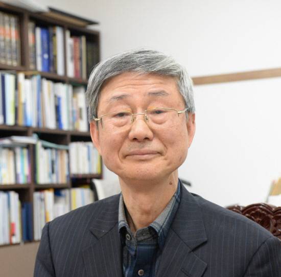 손병욱 경상국립대학교 명예교수