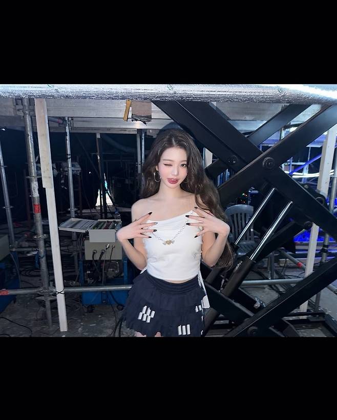 사진ㅣ장원영 SNS