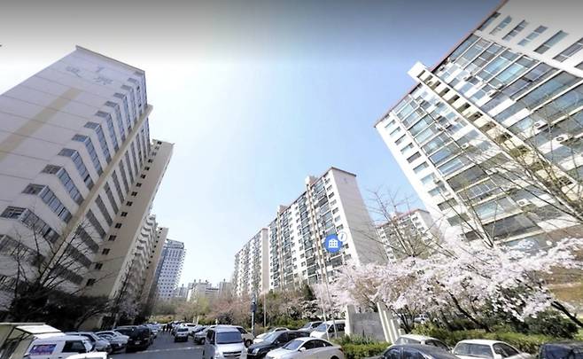 서초진흥아파트 단지 전경 [로드뷰]
