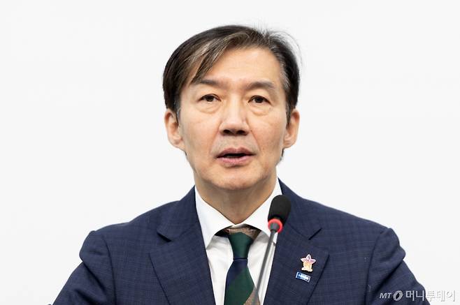 (서울=뉴스1) 이승배 기자 = 조국 조국혁신당 비상대책위원장이 29일 서울 여의도 국회에서 열린 '끝까지 간다' 특별위원회 회의에서 모두발언하고 있다. 2025.10.29/뉴스1  Copyright (C) 뉴스1. All rights reserved. 무단 전재 및 재배포,  AI학습 이용 금지. /사진=(서울=뉴스1) 이승배 기자