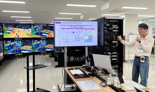 이동일 LG유플러스 방송중계팀 책임이 지난 4일 경기 안양사옥에서 히트리스 프로텍션 기술을 설명하고 있다. 이혜선 기자