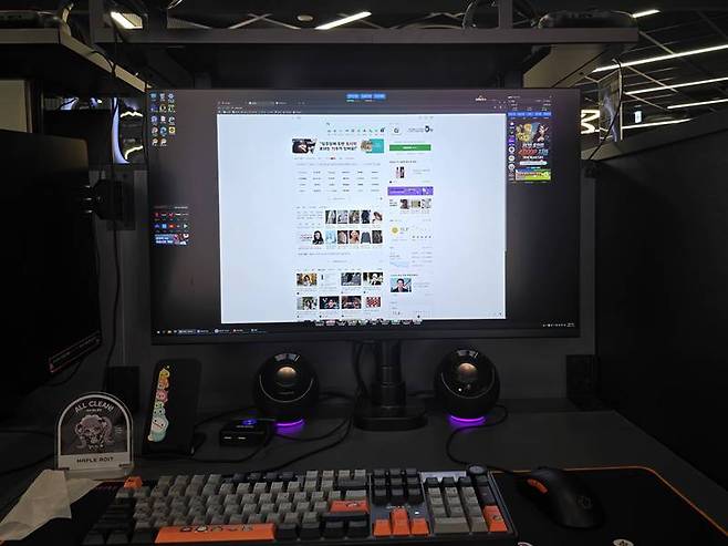 광활한 4K 해상도 '오디세이 G7'