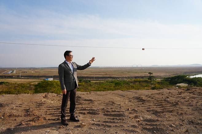 영암군이 RE100에 주력하는 이유는 지방소멸 위기에서 찾을 수 있다. 인구 5만여명의 영암에 RE100 산단이 지정되면 1만5000개의 신규일자리가 기대된다.