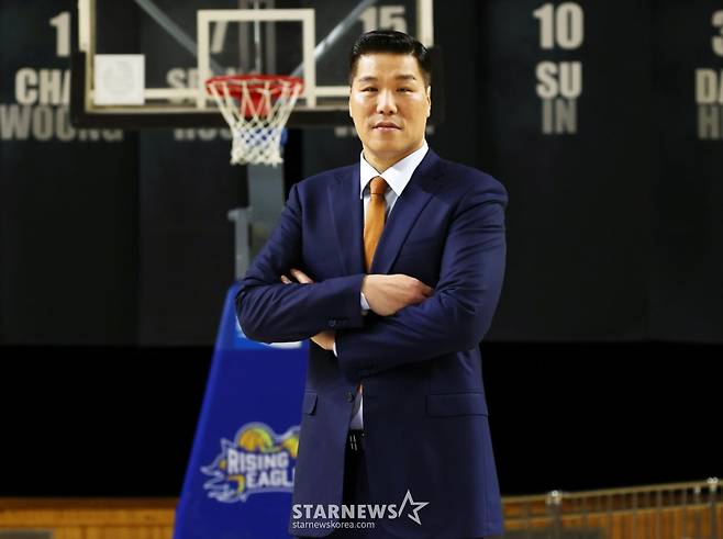 SBS '열혈농구단' 서장훈 전태풍 인터뷰 /사진=김휘선 기자 hwijpg@