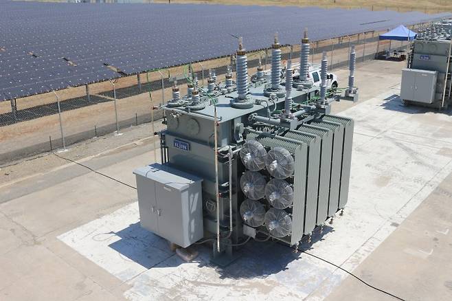 미국태양광발전소에 설치된 116kV 변압기 일진전기 제공