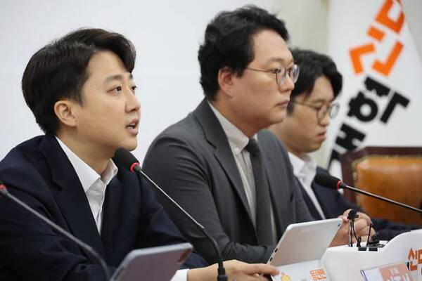 개혁신당 이준석 대표가 지난 3일 서울 여의도 국회에서 열린 최고위원회의에서 발언하고 있다. 연합뉴스