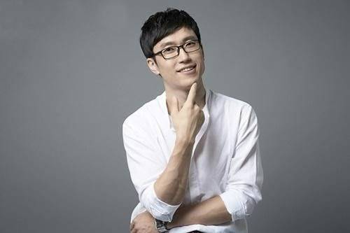 연극계 미투 1호 배우 이명행이 이훈영으로 개명 후 무대에 복귀하려다 무산됐다. /사진=뉴스1