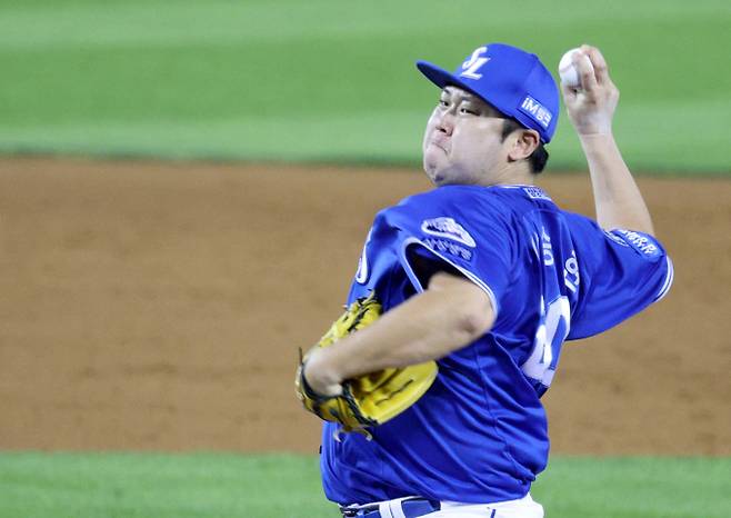 삼성 라이온즈 이승현이 첫 자유계약선수 자격을 얻었지만 직전 시즌 부진으로 좋은 평가를 받기 어려울 것으로 보인다. 사진은 삼성에서 활약한 이승현. /사진=스타뉴스