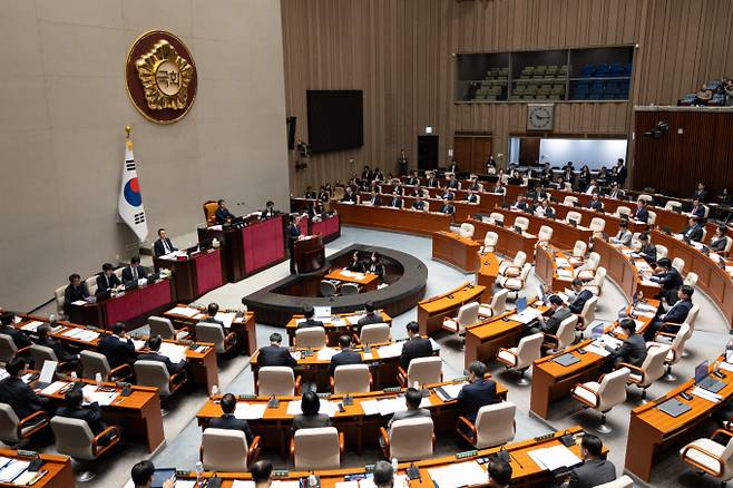 경주 아시아태평양경제협력체(APEC) 정상회의를 계기로 열린 한미 정상회담의 결과물인 '조인트 팩트 시트'(Joint Fact Sheet·공동설명자료) 발표가 지연되고 있는 가운데 정부는 이번 주 내 공개를 예상했다.사진은 김민석 국무총리가 6일 서울 여의도 국회에서 열린 제429회국회(정기회) 예산결산특별위원회 제3차 전체회의에서 인사말하고 있는 모습. /사진=뉴스1