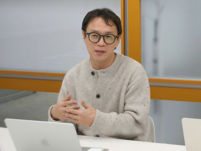 신경철 네이버페이 리더는 본지에 “현재는 다양한 업종의 기업들이 네이버페이로 복지포인트를 전환하려고 관심을 보이고 있다”면서 “전담 영업 조직과 실무 인력을 새로 세팅하며 내년 사업 확대를 준비하고 있다”고 말했다. [네이버페이]