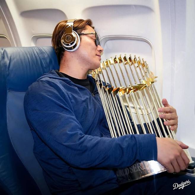 ▲ 월드시리즈 MVP를 차지한 야마모토 요시노부 ⓒLA 다저스 공식 SNS