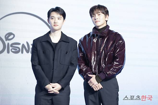 디즈니+의 오리지널 시리즈 '조각도시' 제작발표회에 참석한 도경수, 지창욱. 25. 11.3 ⓒ이혜영 기자 lhy@hankooki.com