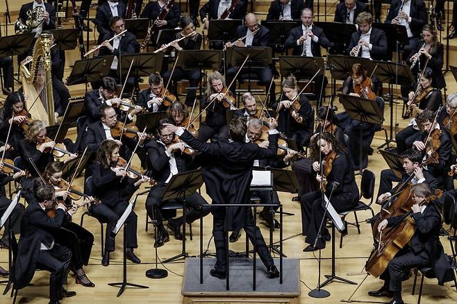 6일 서울 롯데콘서트홀에서 열린 공연 <클라우스 메켈레 & 로열 콘세르트헤바우 오케스트라>. / 사진출처. ⓒ 구본숙