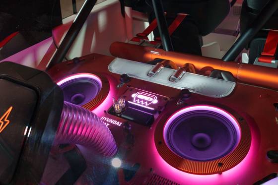 The Hyundai Insteroid concept is unveiled at the Peaches Dowon in Seongdong District, eastern Seoul, on March 31. [CHO YONG-JUN]