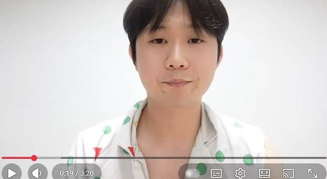 [서울=뉴시스]일본에서 활동하는 한국인 유튜버 데보짱. (사진출처: 데보짱 유튜브) 2025.11.06.