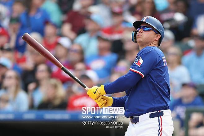 ▲ 메이저리그 통산 200홈런 이상을 기록한 피더슨은 올해 이해하기 어려운 난조에 빠지며 팬들을 실망시켰다