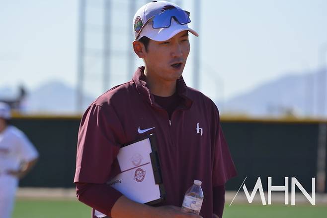 (한국프로야구 키움 코치가 된 문찬종)