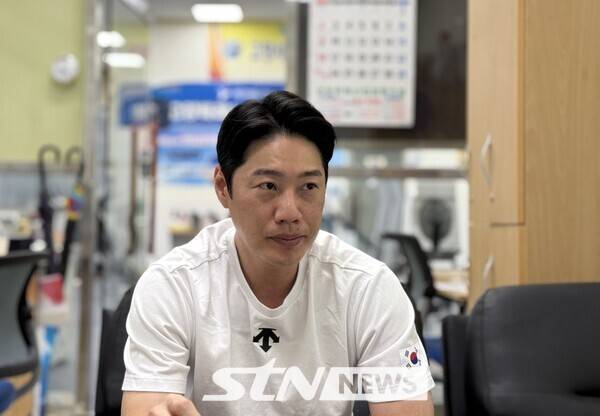 본지와 인터뷰를 갖는 '미다스의 손' 고양시청 이세원 코치. /사진(고양)=강의택 기자