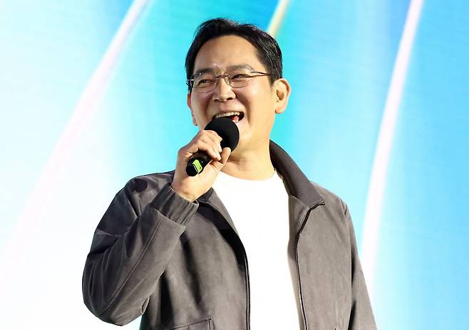 이재용 삼성전자 회장이 30일 오후 서울 강남구 코엑스 K-POP 광장에서 열린 지포스 게이머 페스티벌에서 발언하고 있다. (공동취재) 2025.10.30/뉴스1