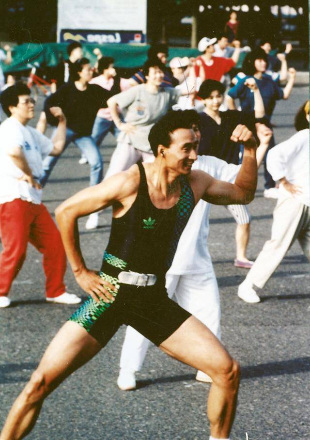 에어로빅 강사 시절 장재근. 한국일보 자료사진