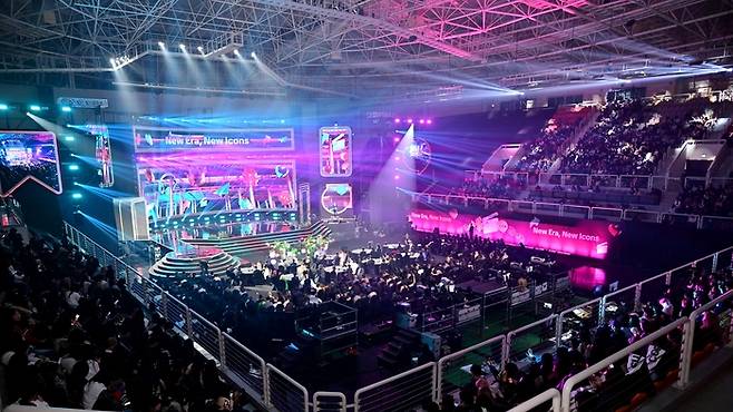 글로벌 숏폼 플랫폼 틱톡(TikTok)이 지난달 25일 서울 고려대학교 화정체육관에서 ‘틱톡 어워즈 2025’을 개최했다. 틱톡