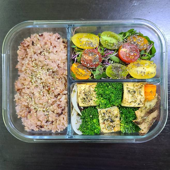 서울시 마포구에서 개인트레이닝 센터를 운영하는 건강운동관리사 이도경 비타짐 대표의 식단.[본인 제공]