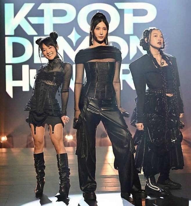 [서울=뉴시스] 레이 아미, 이재, 오드리 누나. (사진 = 인스타그램 캡처) 2025.10.12. photo@newsis.com *재판매 및 DB 금지